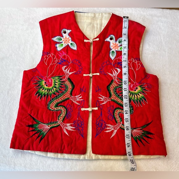 embroidered dragon design patchwork vest size Medium year of the dragon - Picture 3 of 10